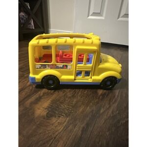 Vintage 1998 Fisher Price Little People Yellow School Bus Works RARE